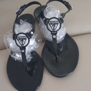 GUESS Black Flat T-Strap Jelly Sandals Size 9